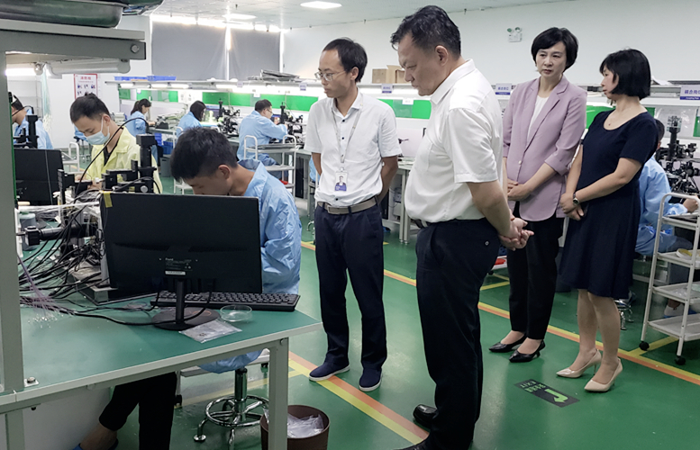 A Visit from the Head of Department of Science and Technology of Hubei Province